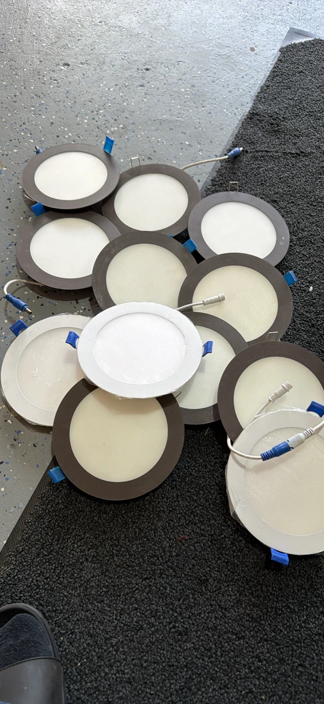 Set of 12 6" LED Recessed Lights - photo 2