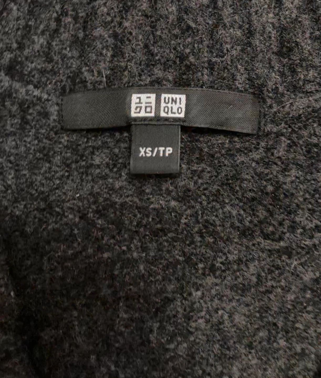 XS Uniqlo Souffle Grey Cardigan - photo 3