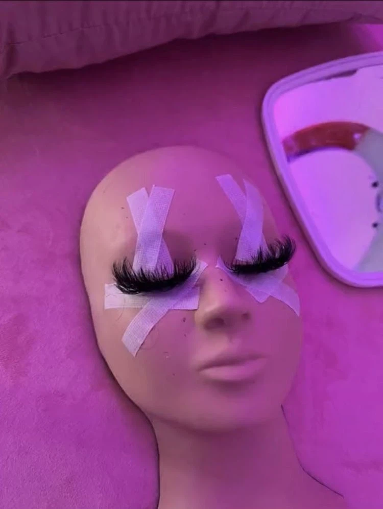 NEED LASH BED ASAP!! SCARBOROUGH.