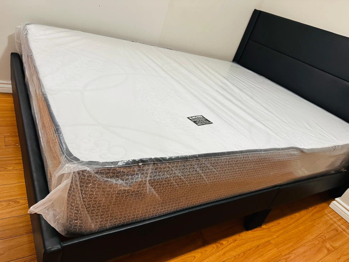 All type frames and mattresses - photo 2
