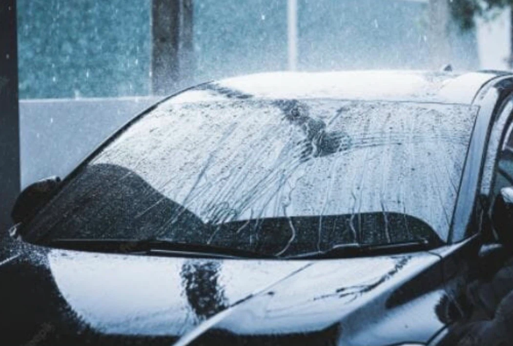 Windshield Coating for Rain