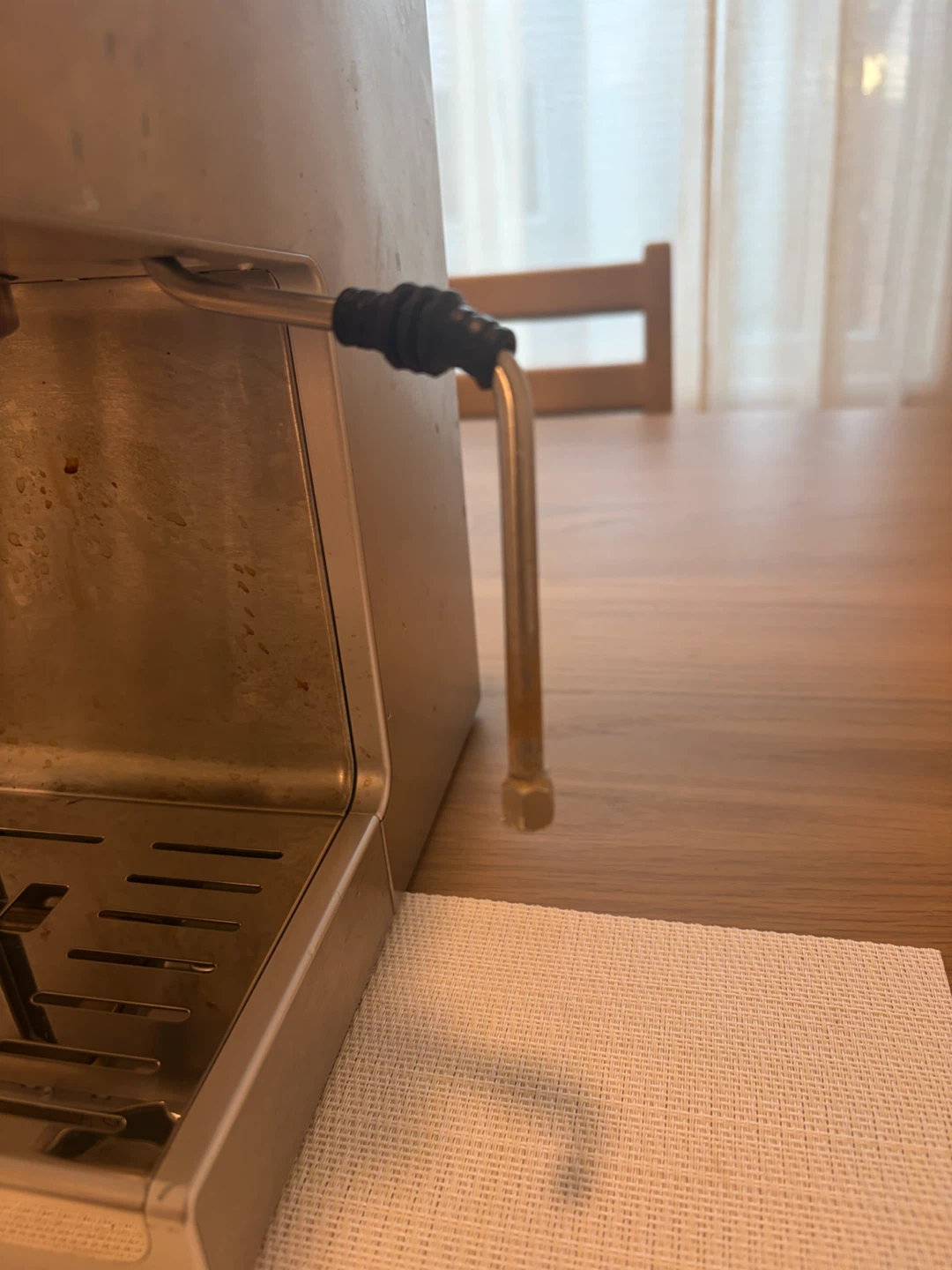 DeLonghi Espresso Machine with Accessories - photo 3