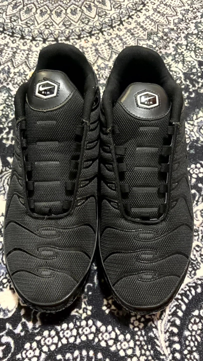 Brand New Nike Air Max Plus Black Sneakers