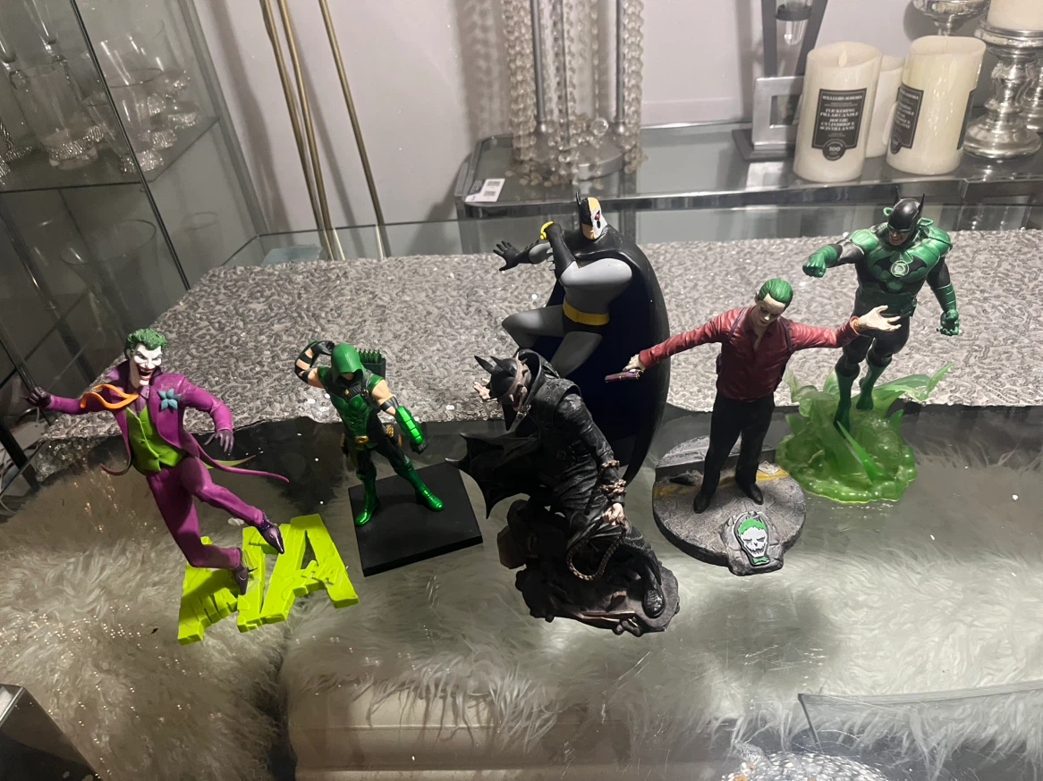 statues dc - Set of 5 20$-25$ each