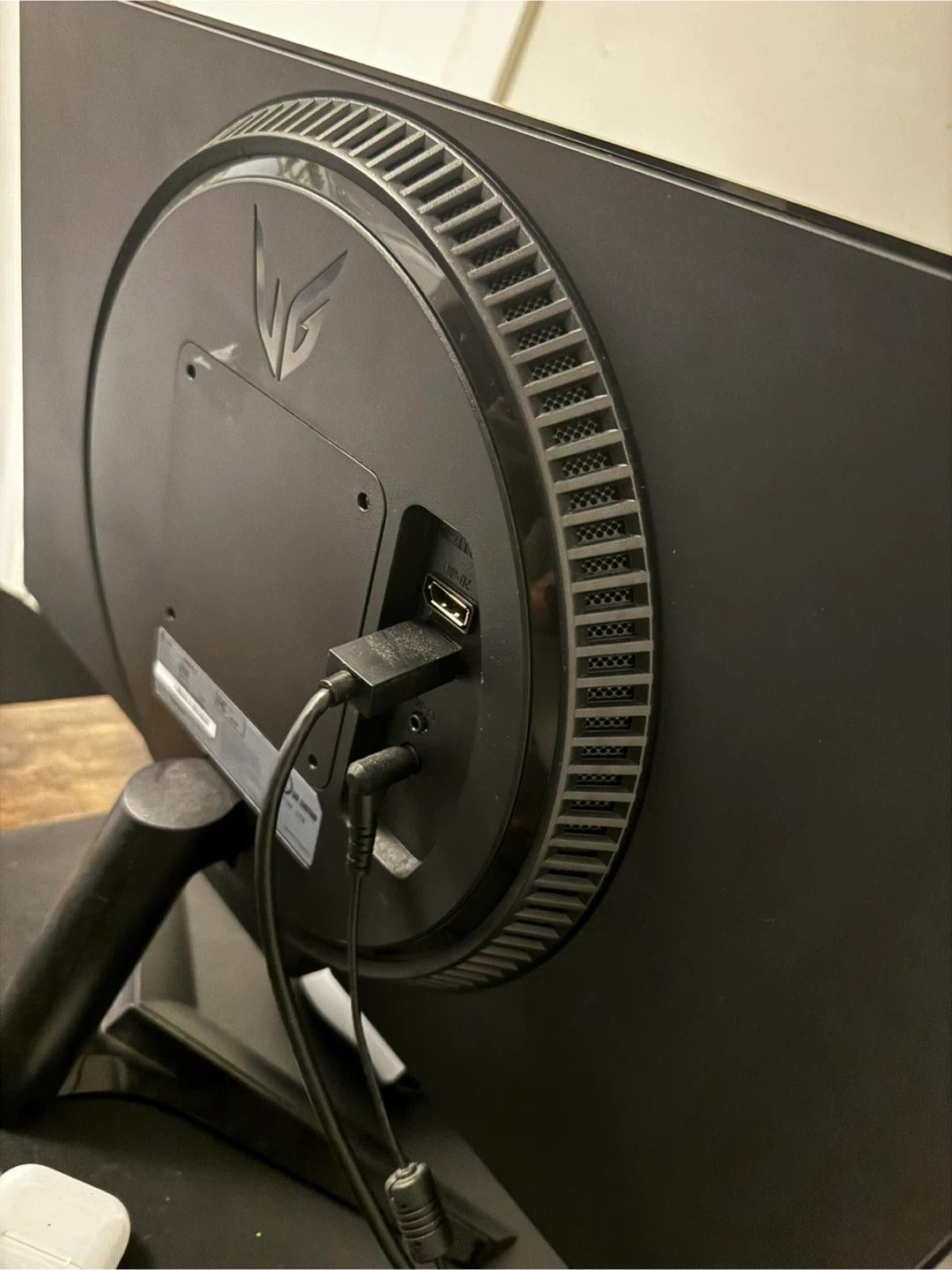 LG UltraGear 24’ - 24GN60R Gaming Monitor - photo 4
