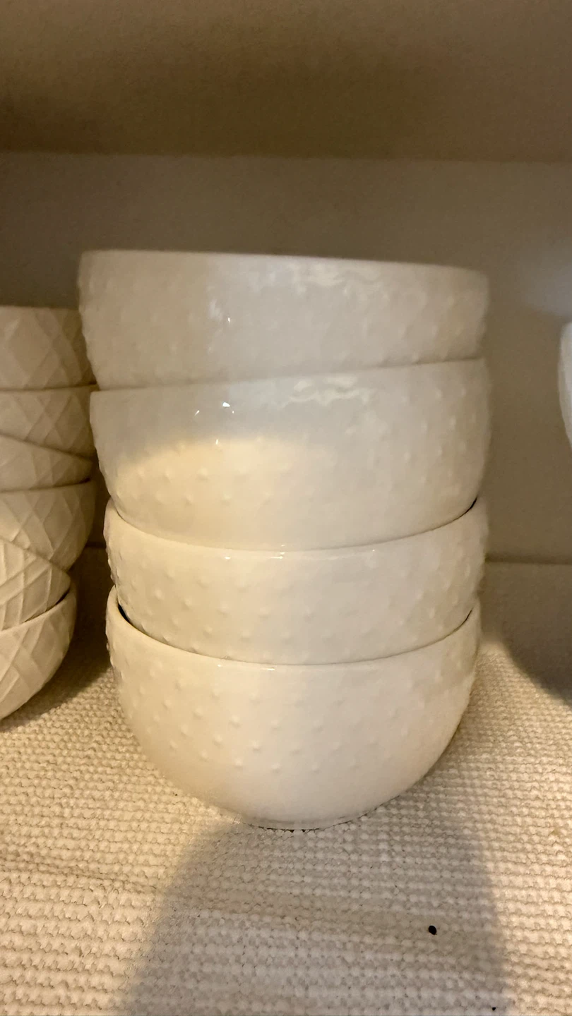 56 piece White Textured Ceramic dinnerwear Set - photo 4