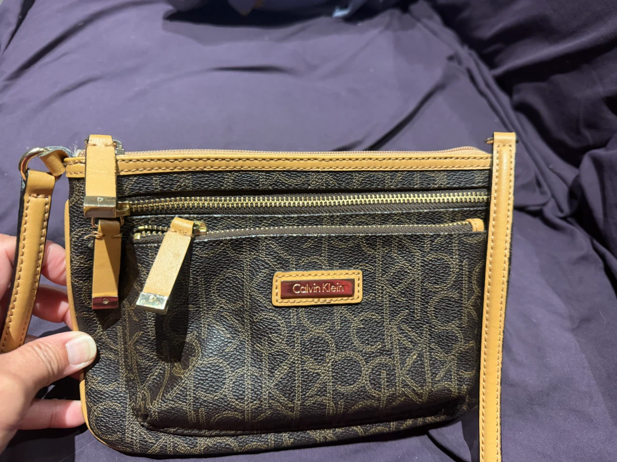 Calvin Klein Crossbody Bag - photo 3