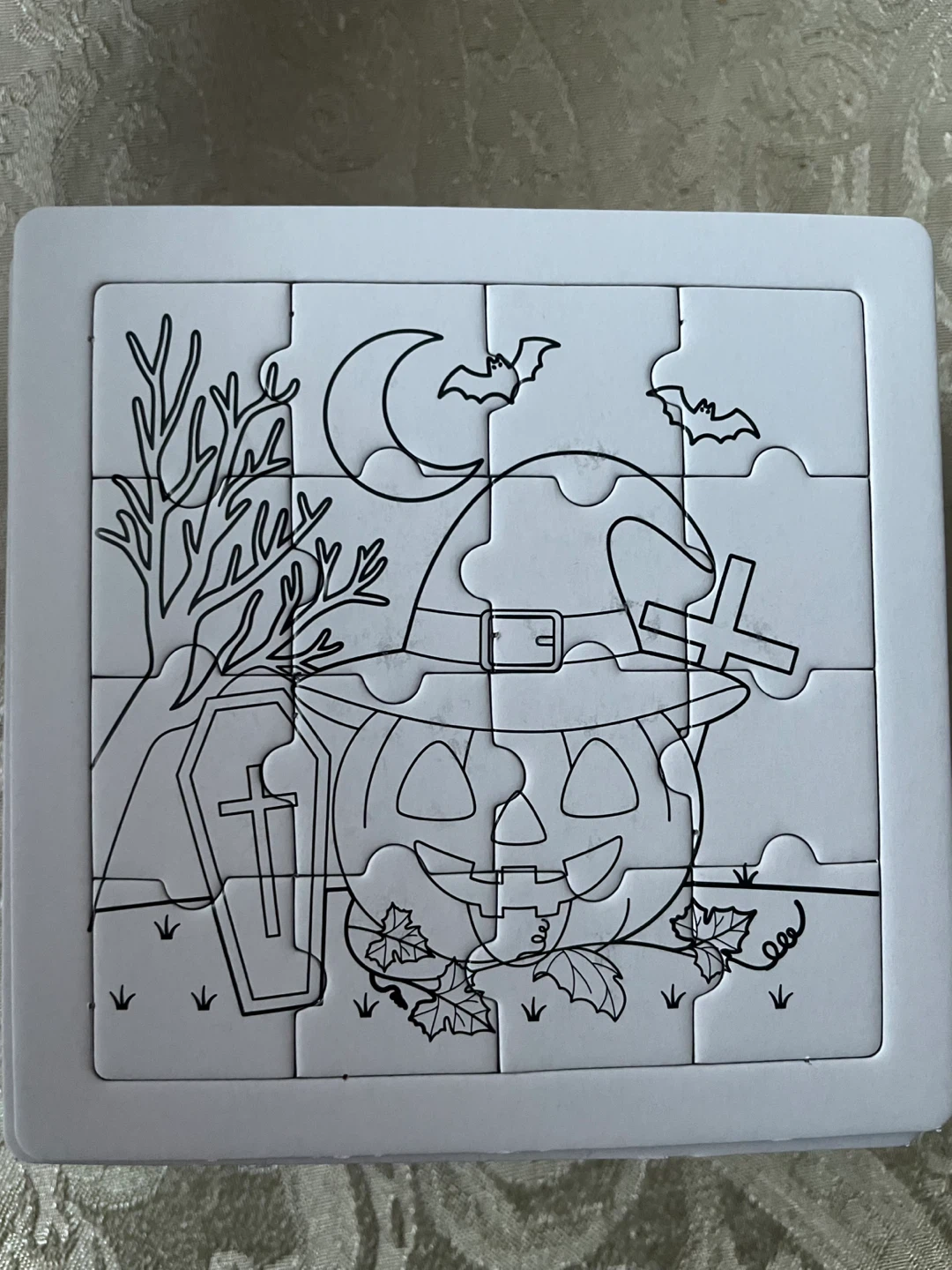 NEW! Pack of 27 Halloween Colouring Puzzles - photo 4