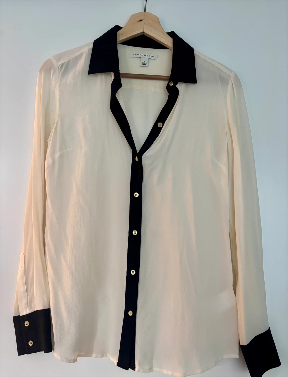 Banana Republic Silk Shirt - Size 0