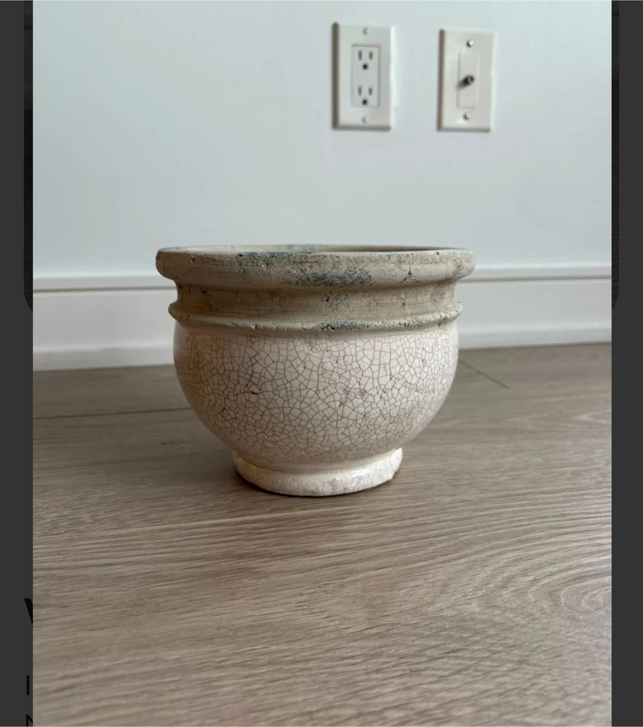 White Ceramic Plant Pot with Crackle Finish