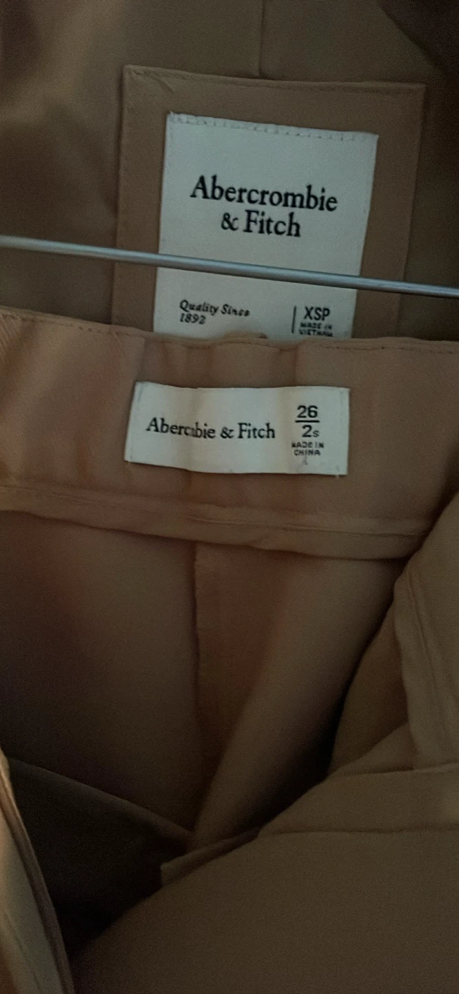 Abercrombie & Fitch Tan Blazer and Trouser Set - photo 2
