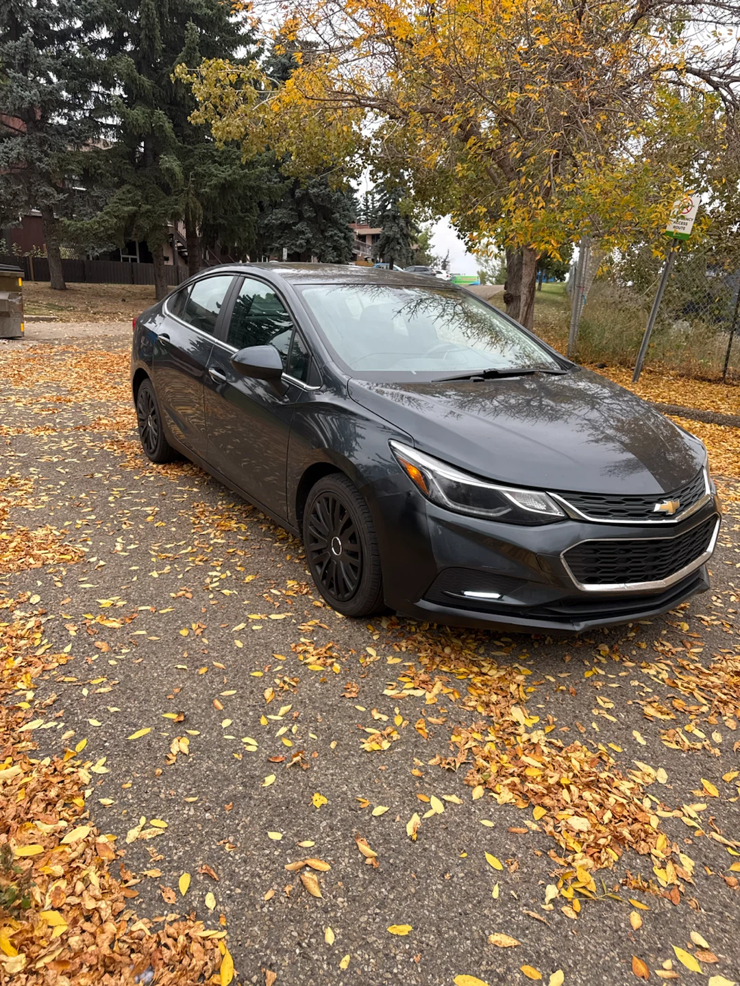 2017 Cruze LT *Low kilometres and well maintained*