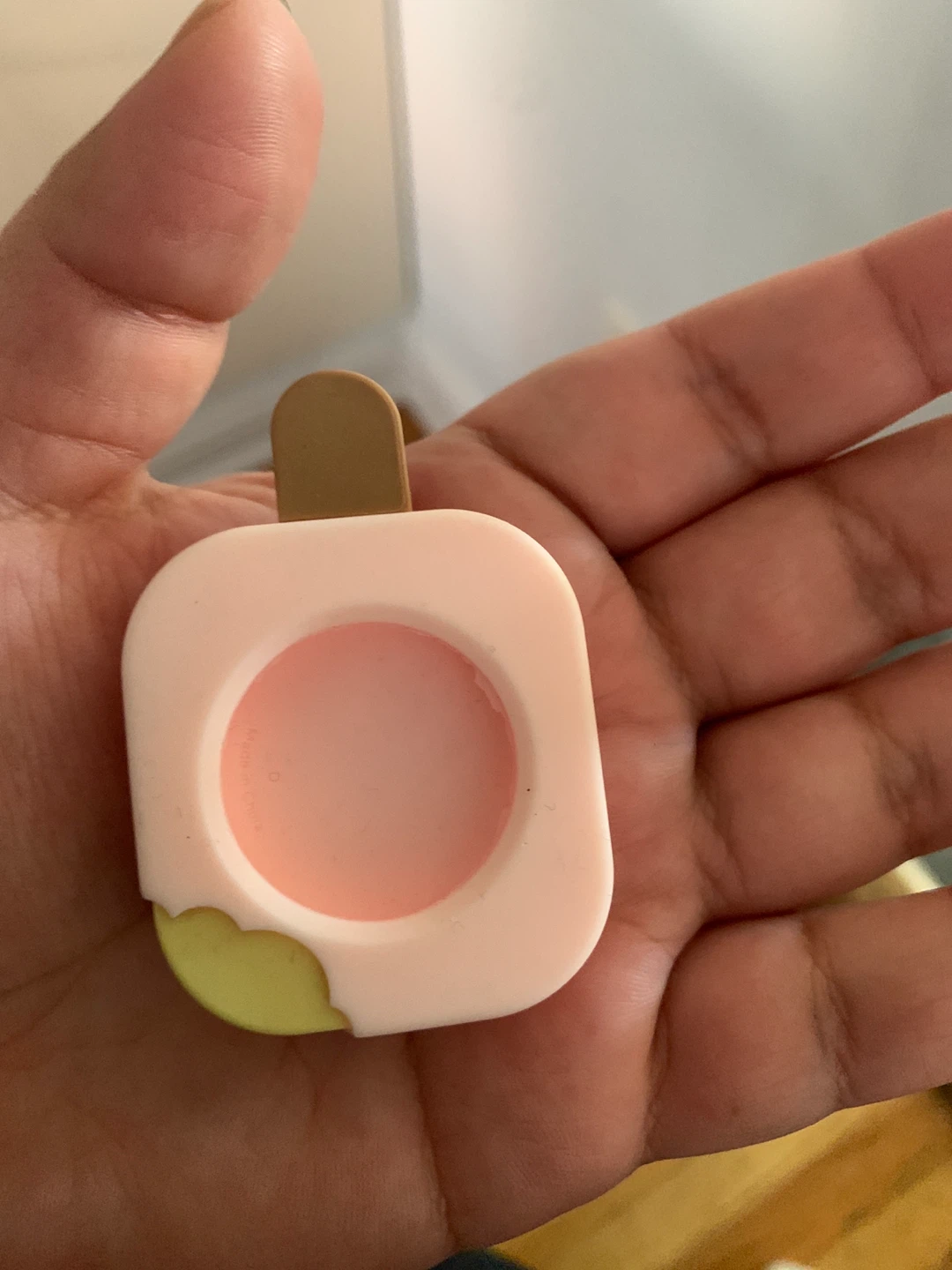 Elago Popsicle airtag Case - photo 2