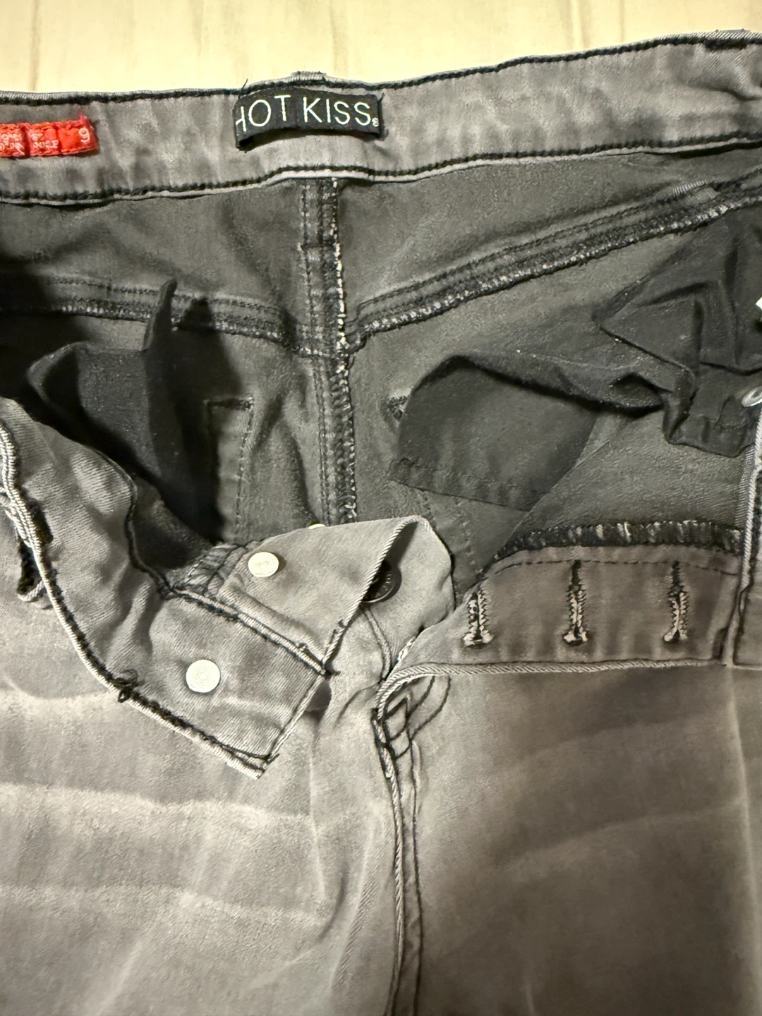 Hot Kiss Gray Jeans Size 9 - photo 3