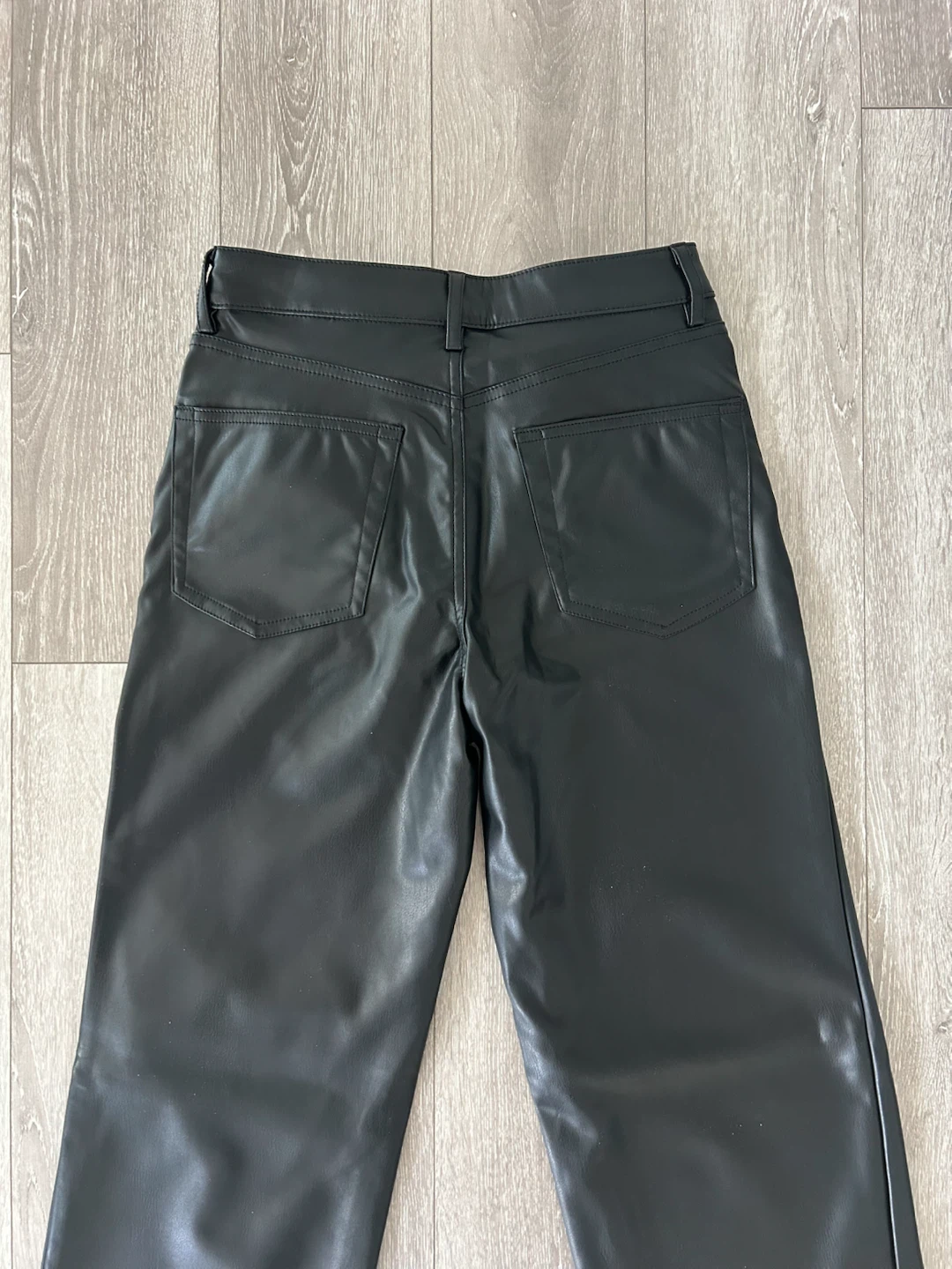 H&M Divided Black Faux Leather Pants - photo 5