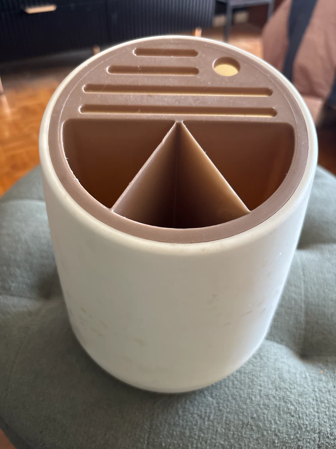 Rotating Kitchen Utensil or Knife Holder