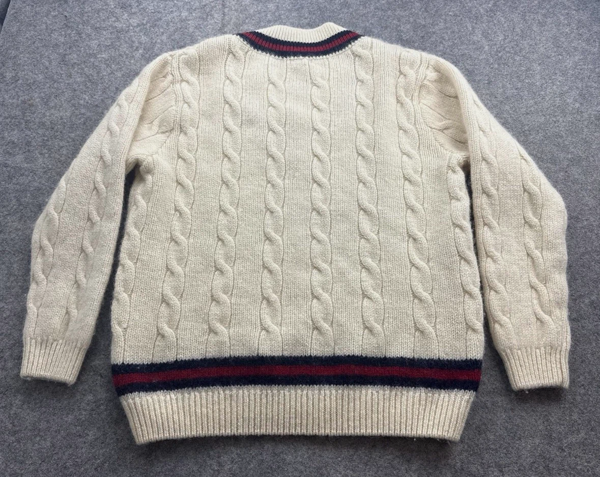 Brandy Melville V-Neck Cable Knit Sweater - photo 2