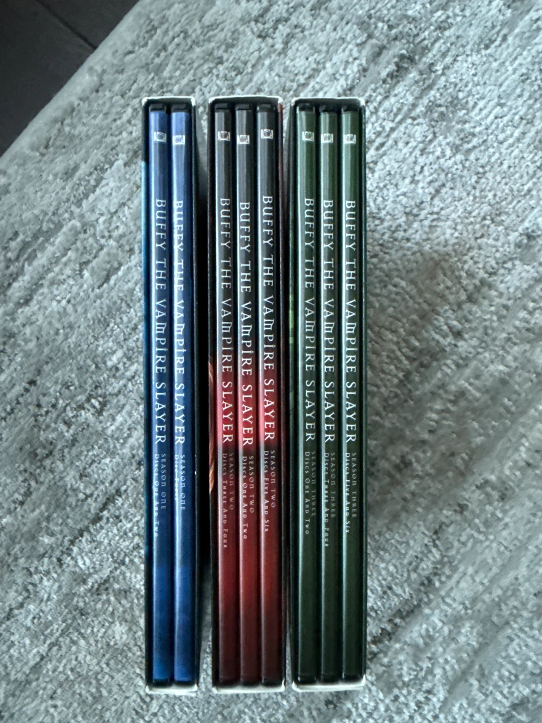 Buffy the Vampire Slayer DVD Seasons 1-3 - photo 2