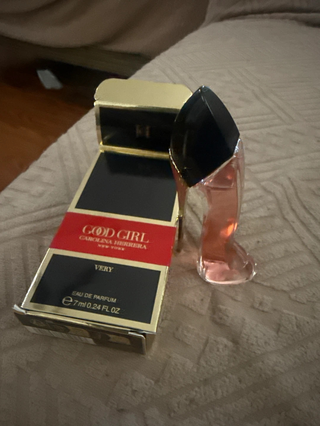 Carolina Herrera Very Good Girl Eau de Parfum - photo 2