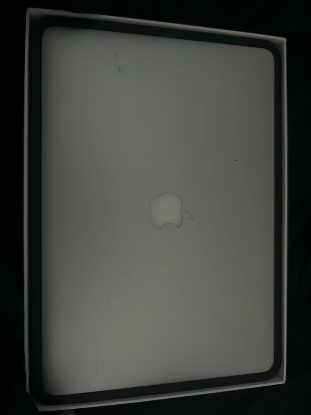 Apple MacBook Pro Laptop (please read the description)