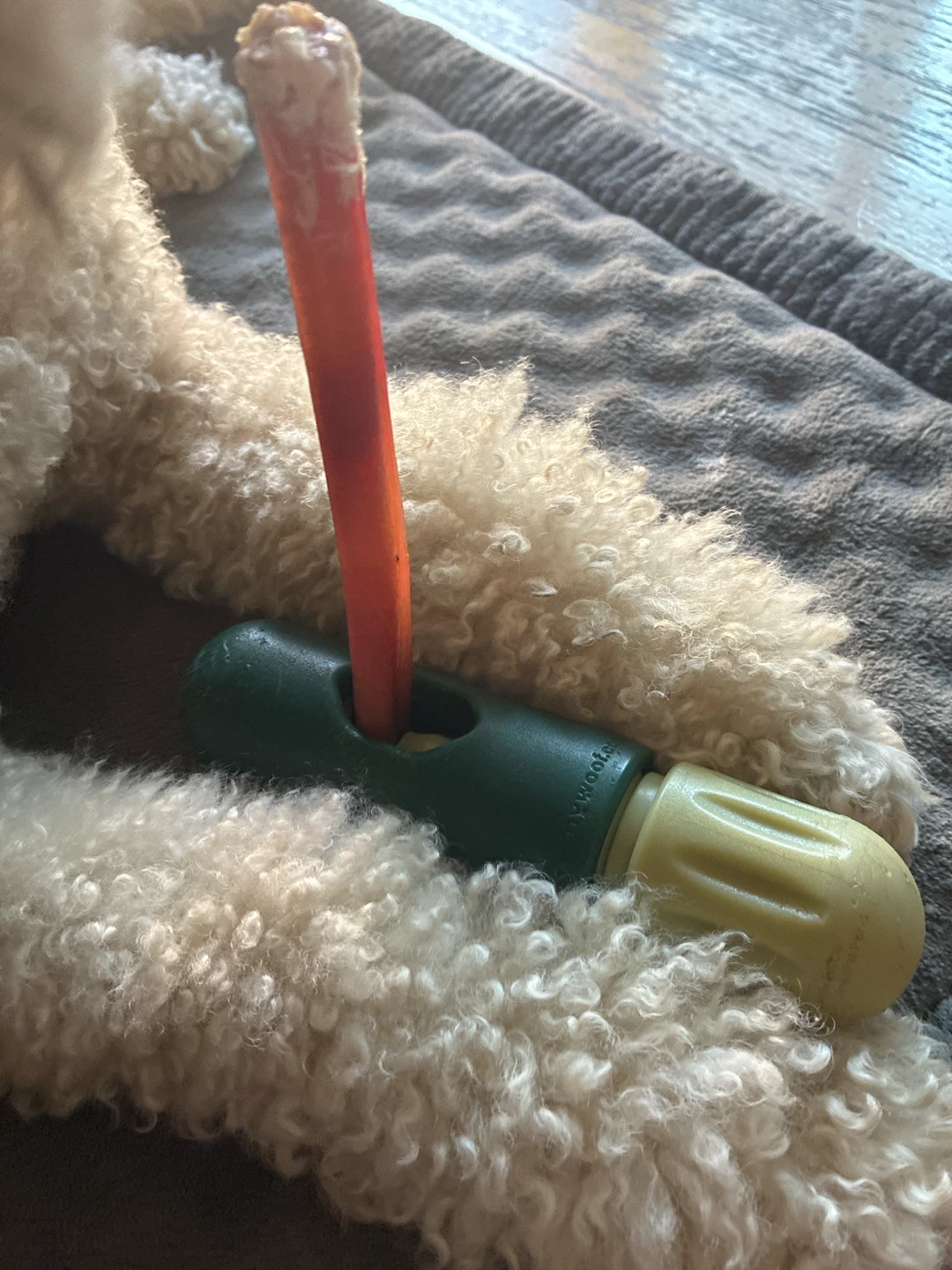 Bully stick holder
