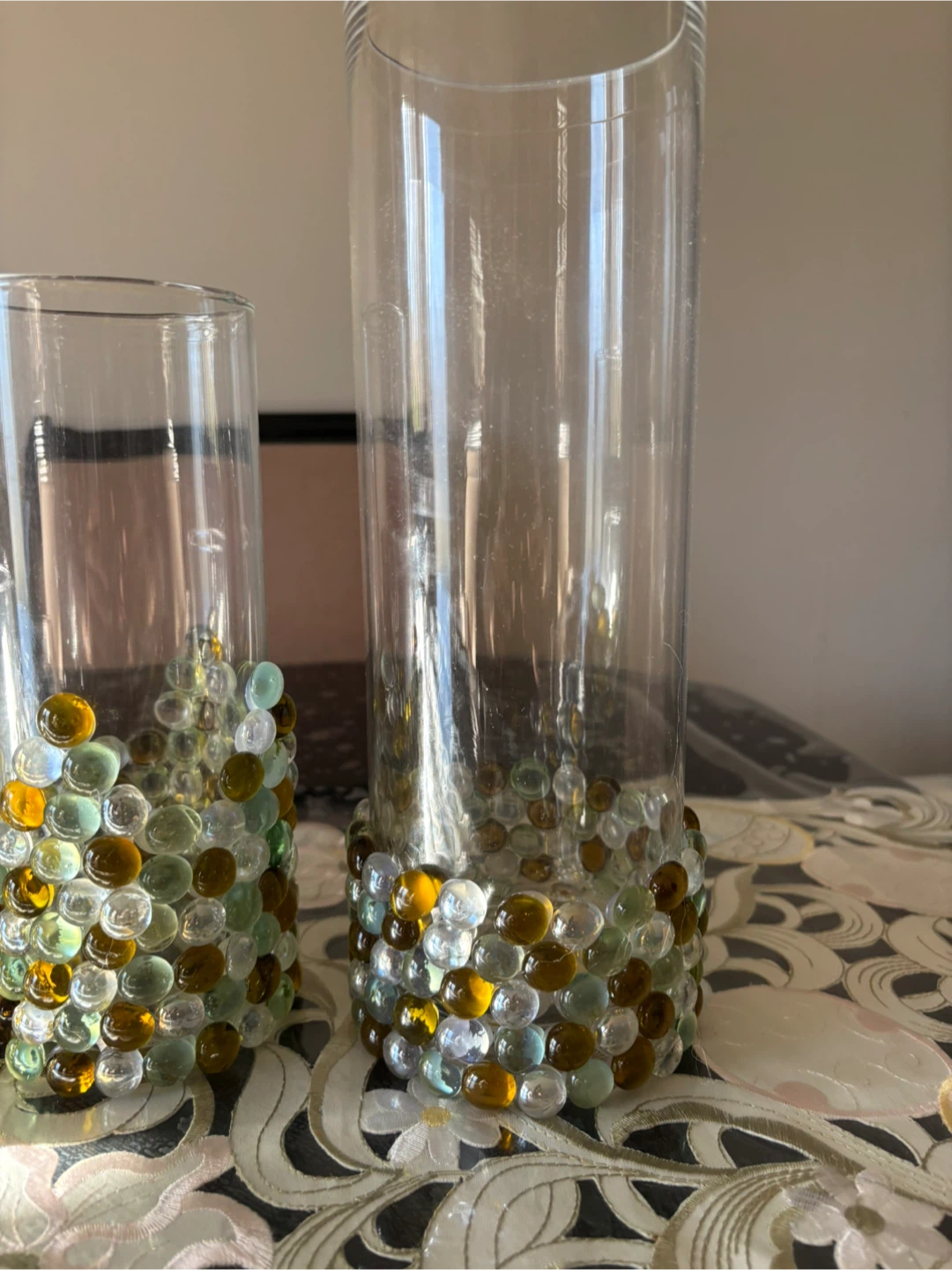 Set of 3 Glass Cylinder Vases with Pebble Accents - photo 3