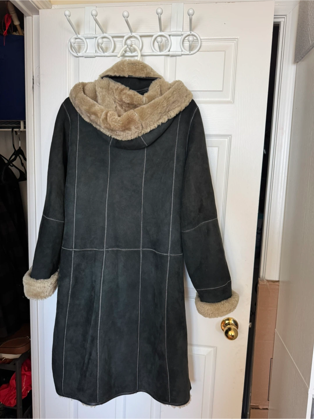 Let ong Shearling-Style Winter Coat with Hood - photo 3