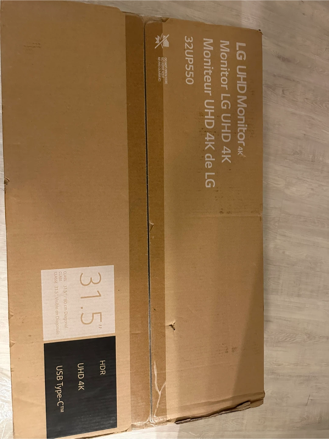 LG 32UP550-W 31.5” 4K UHD USB-C Monitor