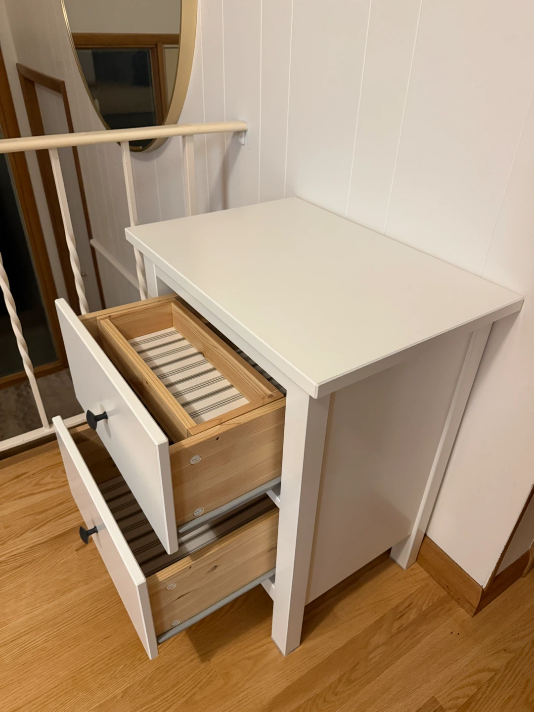 IKEA Hemnes 2-Drawer Nightstand - photo 3