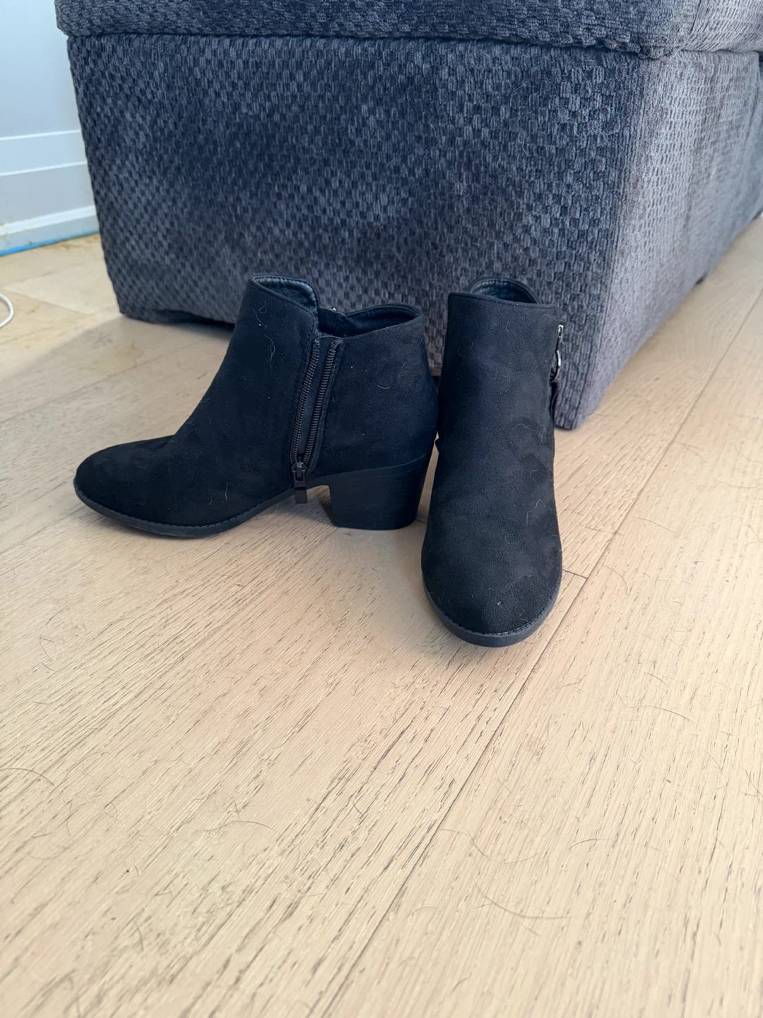 Black ankle boots - photo 2