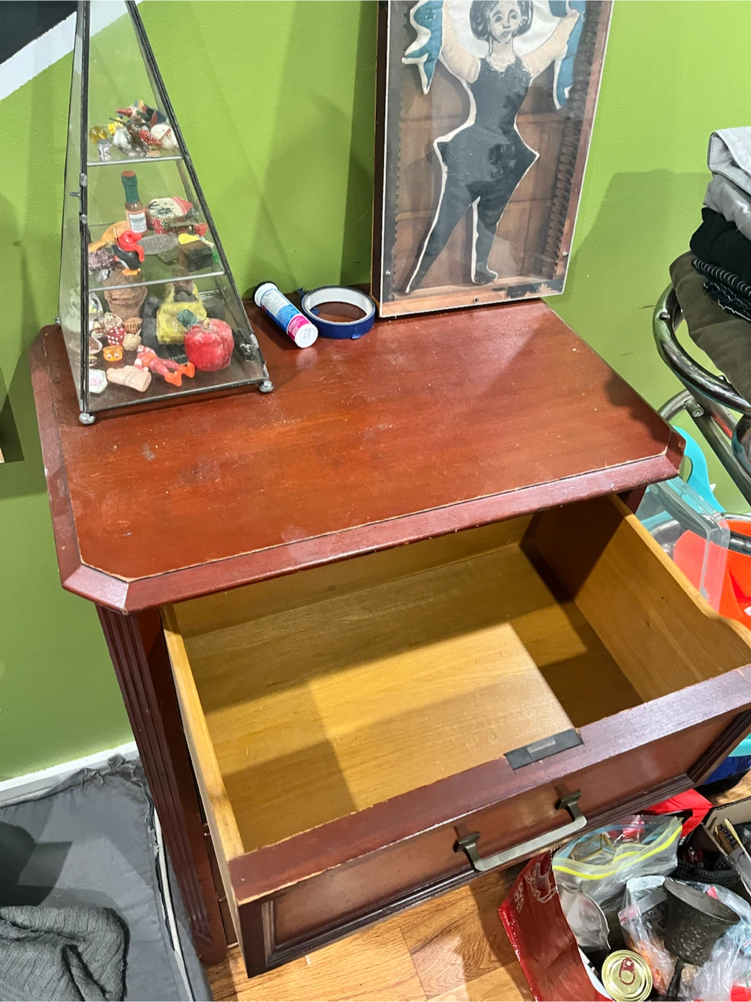 wooden dresser with 4 Drawers - photo 4