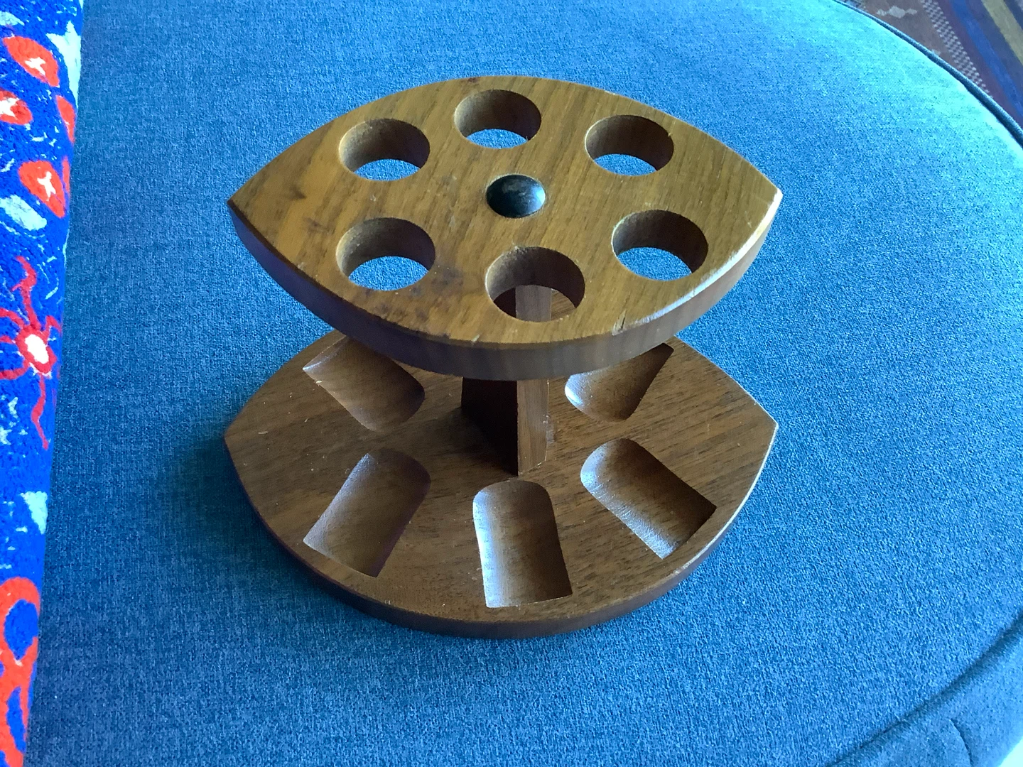 Vintage Two Tiered Wooden Six Pipe Rest/Stand 🐞 - photo 3