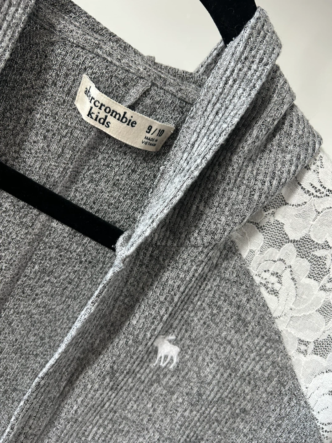Abercrombie Kids Gray Lace Hooded Cardigan - photo 2