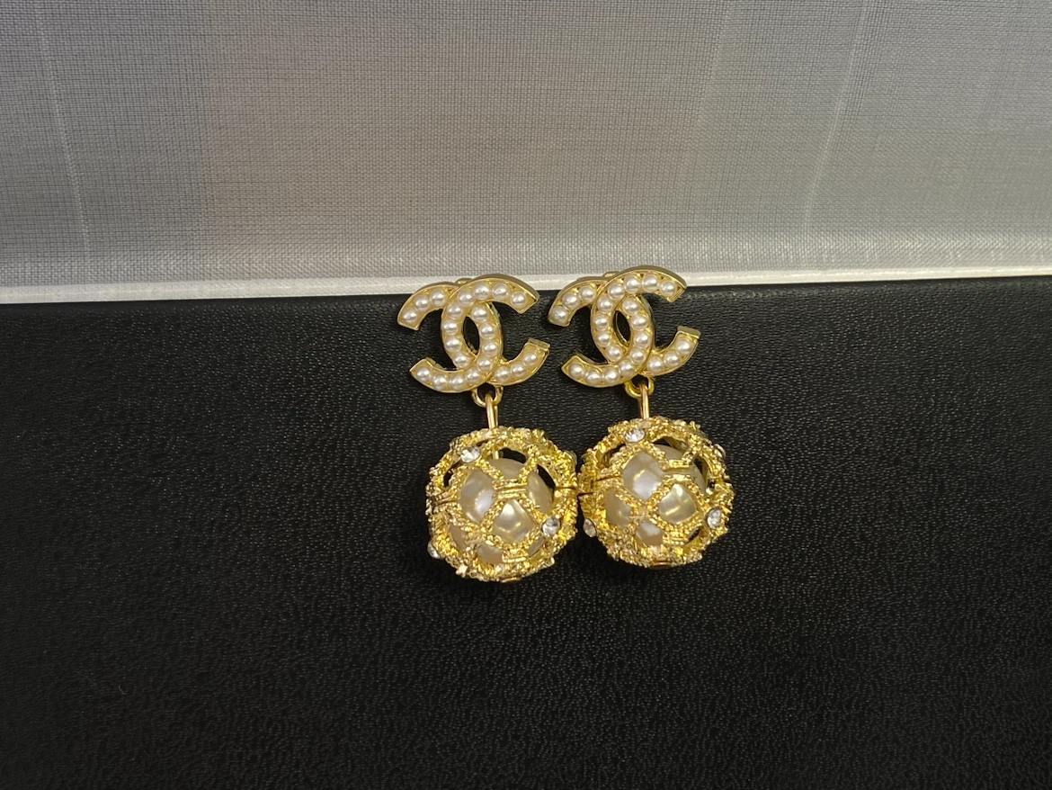 Pearl drop earrings - photo 4