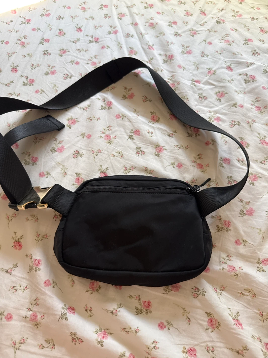 Lululemon Everywhere Belt Bag - photo 2