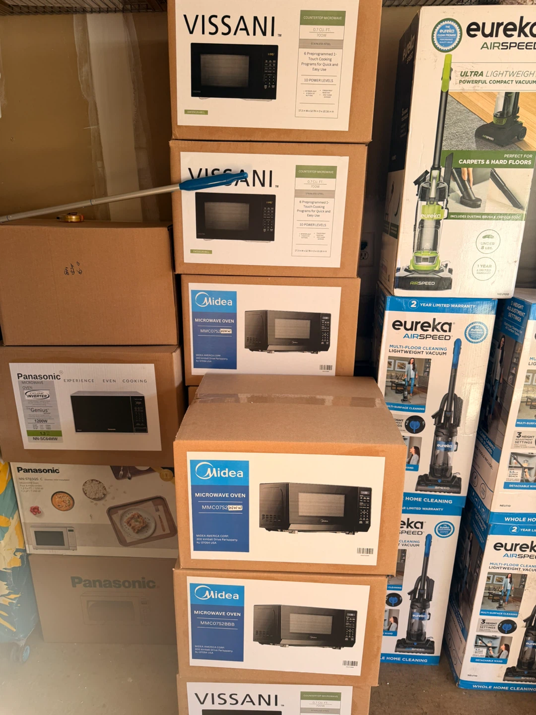 55$ Vissani 0.7 cu. ft. Countertop Microwave