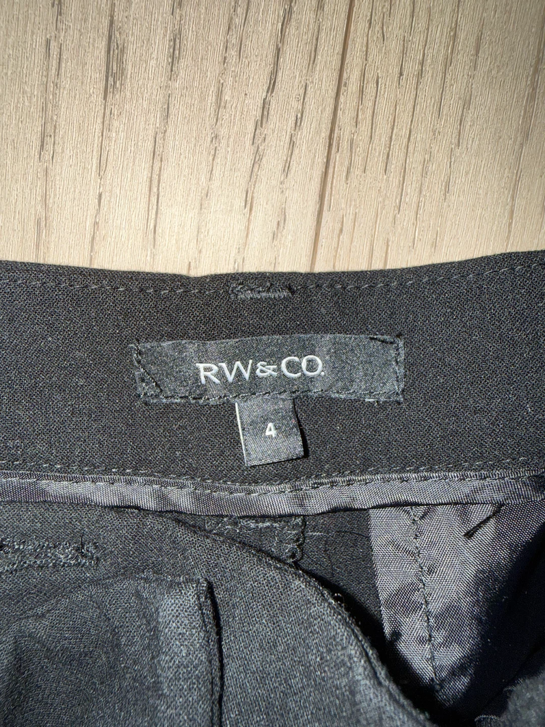 RW&CO. Black Cropped Pants - photo 2