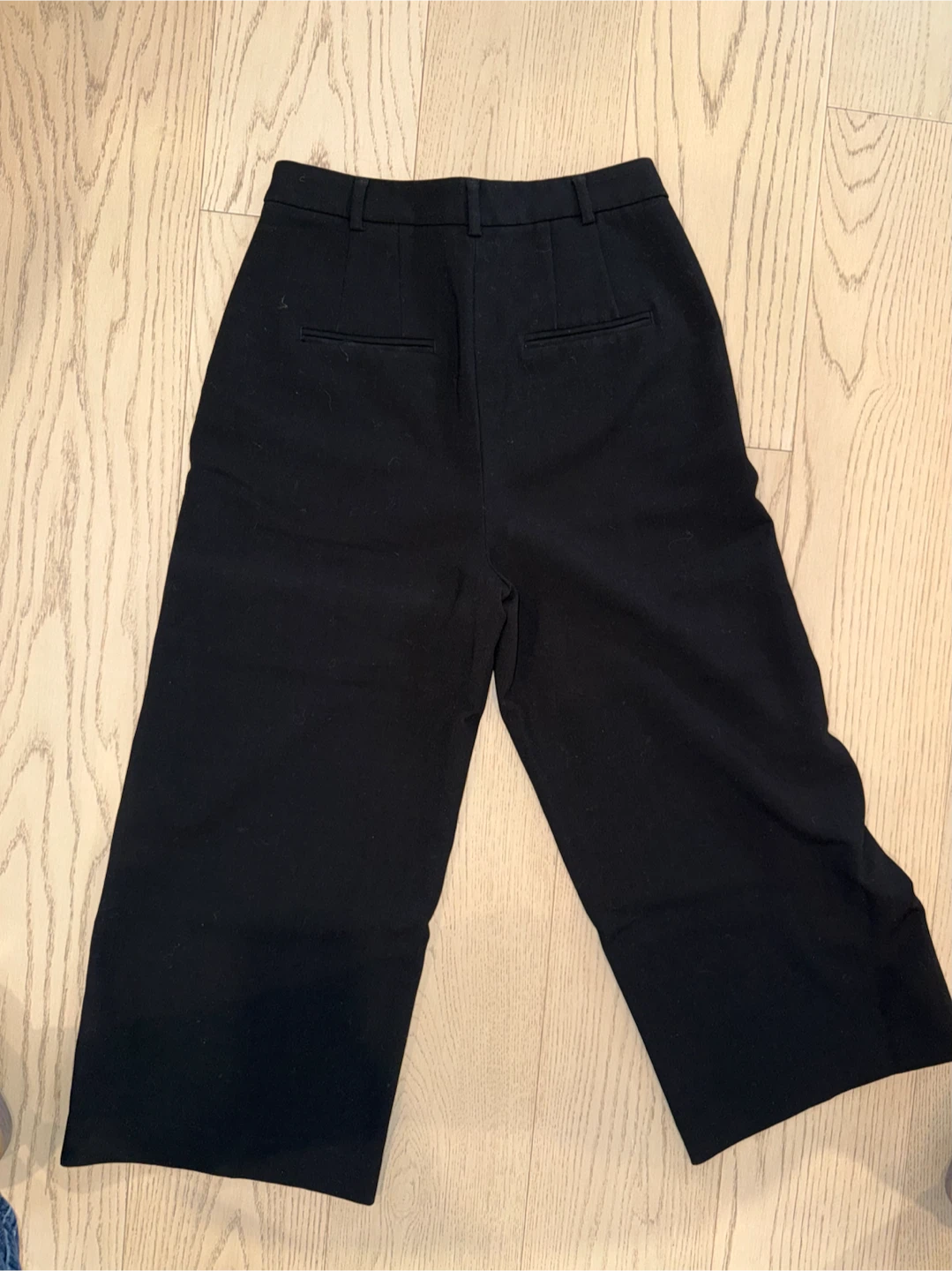 RW&CO. Black Cropped Pants - photo 5