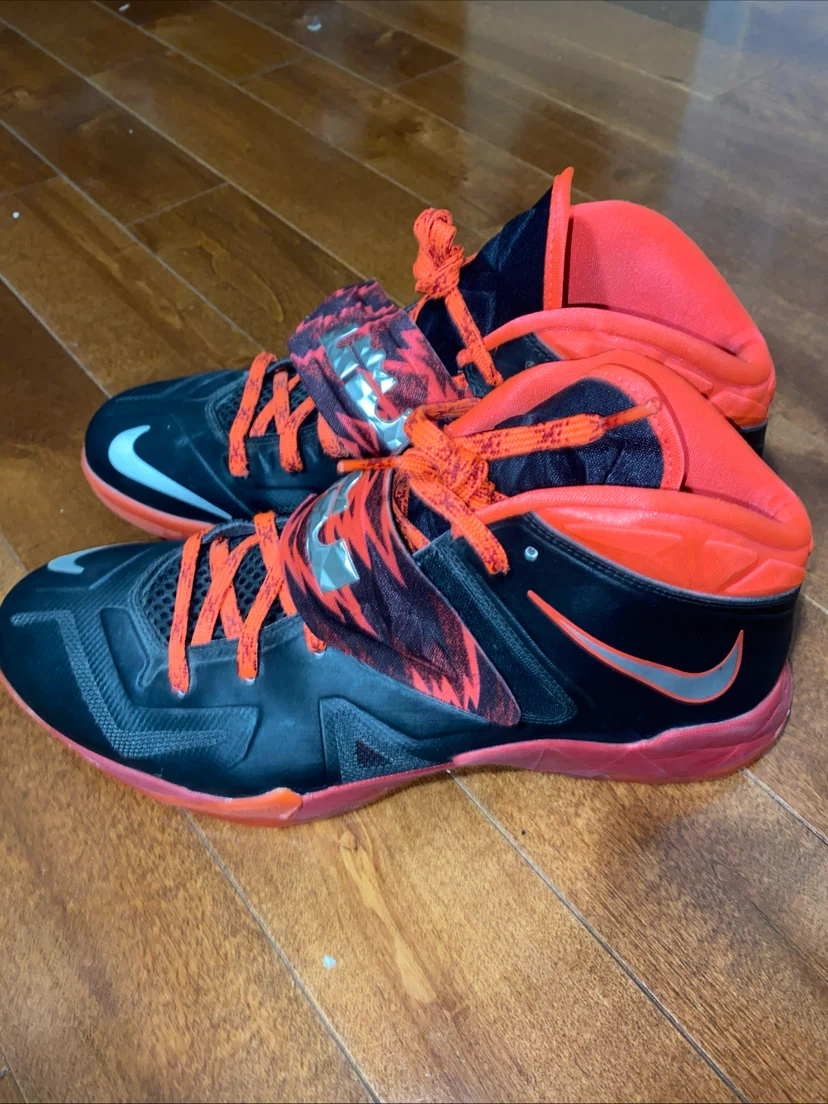 Nike Zoom Soldier VII 7 Lebron Men's Sz 11.5 Shoes 609679-005 - photo 2