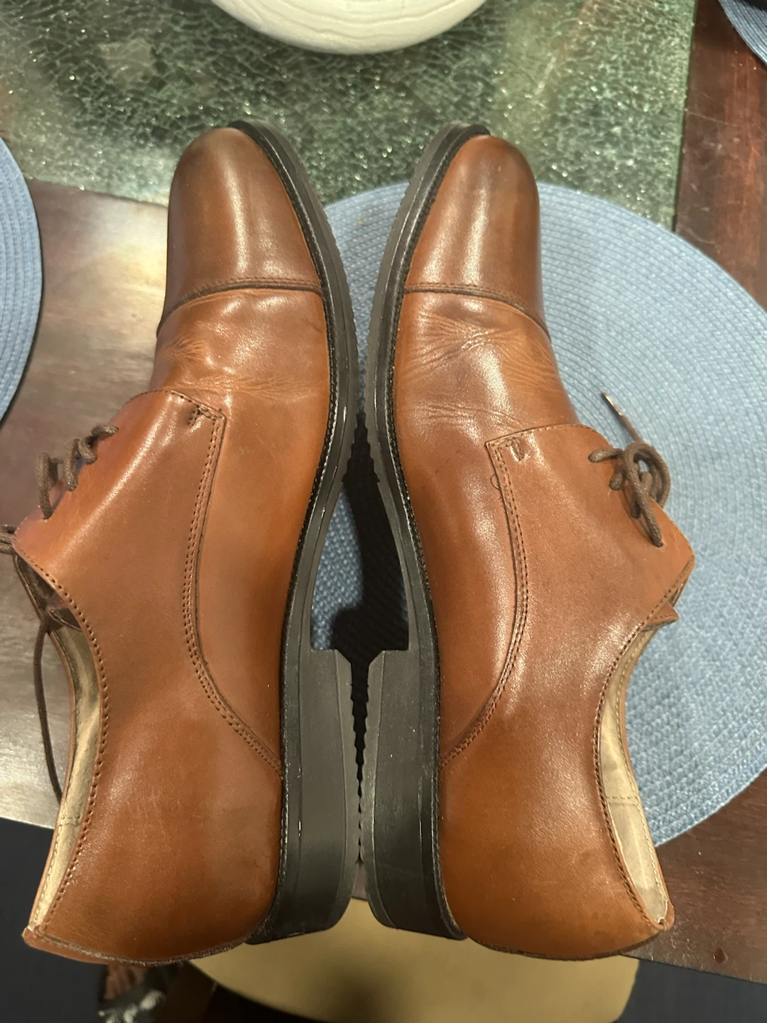 G.H. Bass & Co. brown leather lace-up oxfords - photo 3