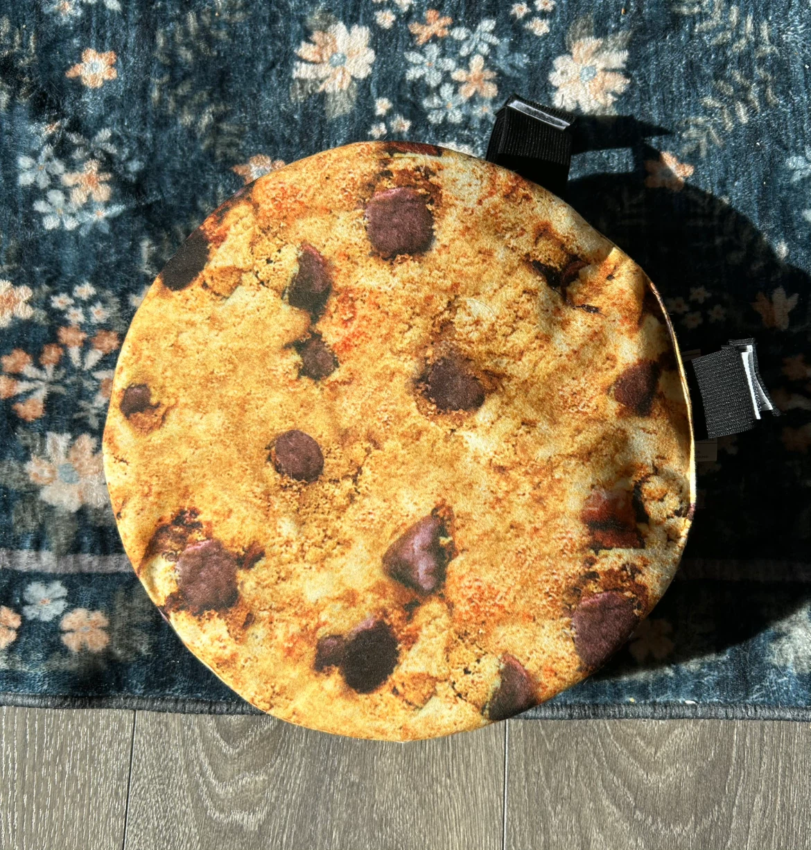 Chocolate chip ice cream cookie sandwich dog costume - photo 5