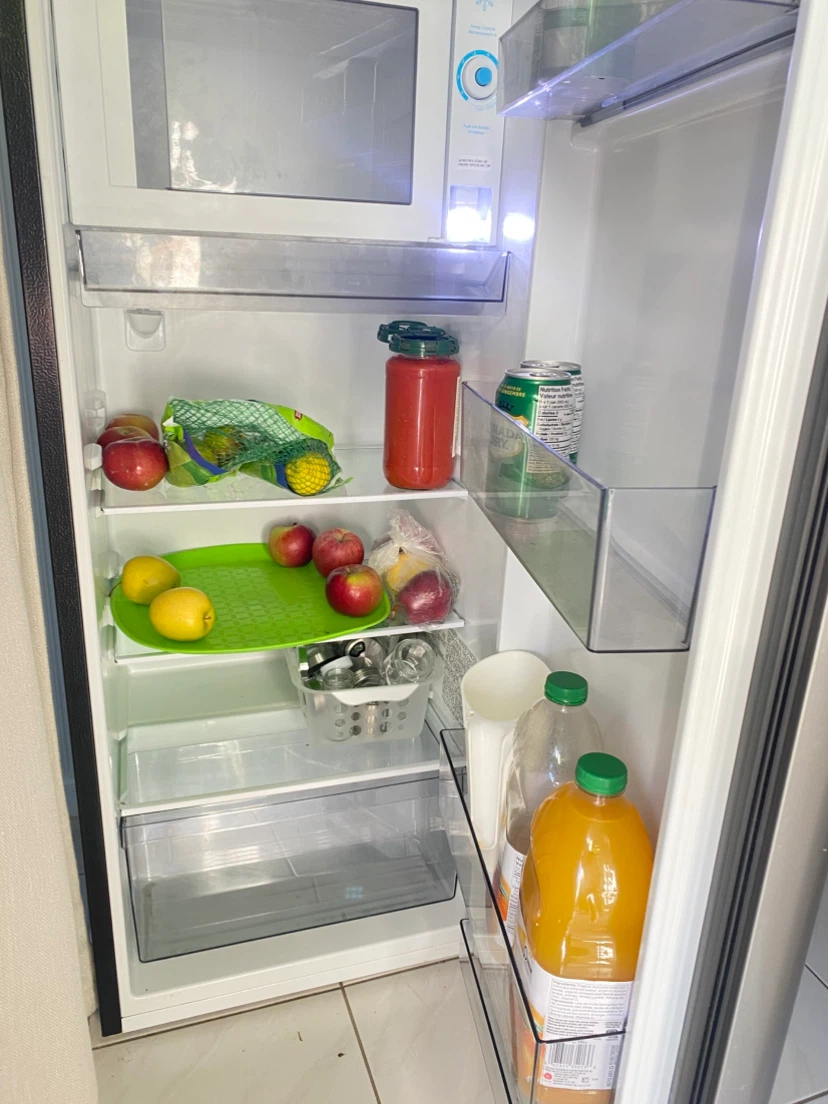 Hisense Mini Fridge - photo 4