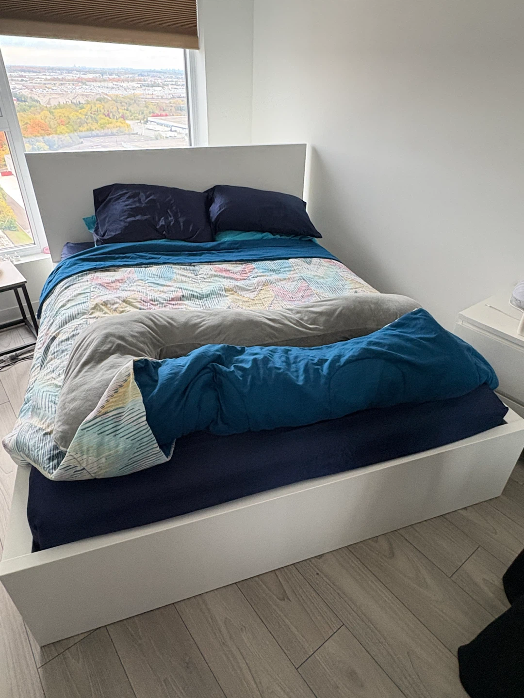 Bedframe and mattress queen - photo 5