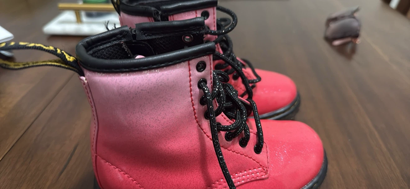Dr. Martens Pink Ombre Glitter Kids Boots Size 8 US - photo 4