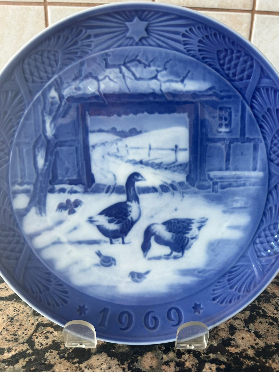 Vintage Bing & Grondahl Christmas Plates - photo 3