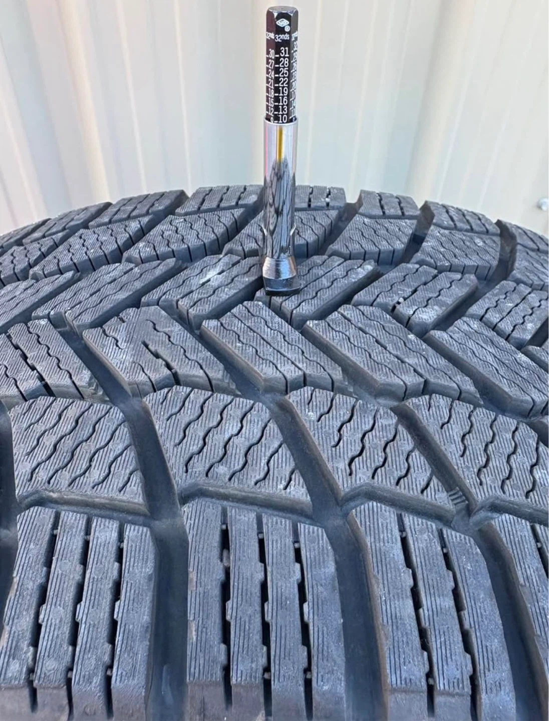 4 x 245/45/18 MICHLINE WINTER TIRES AND AUDI RIMS $1650 - photo 5