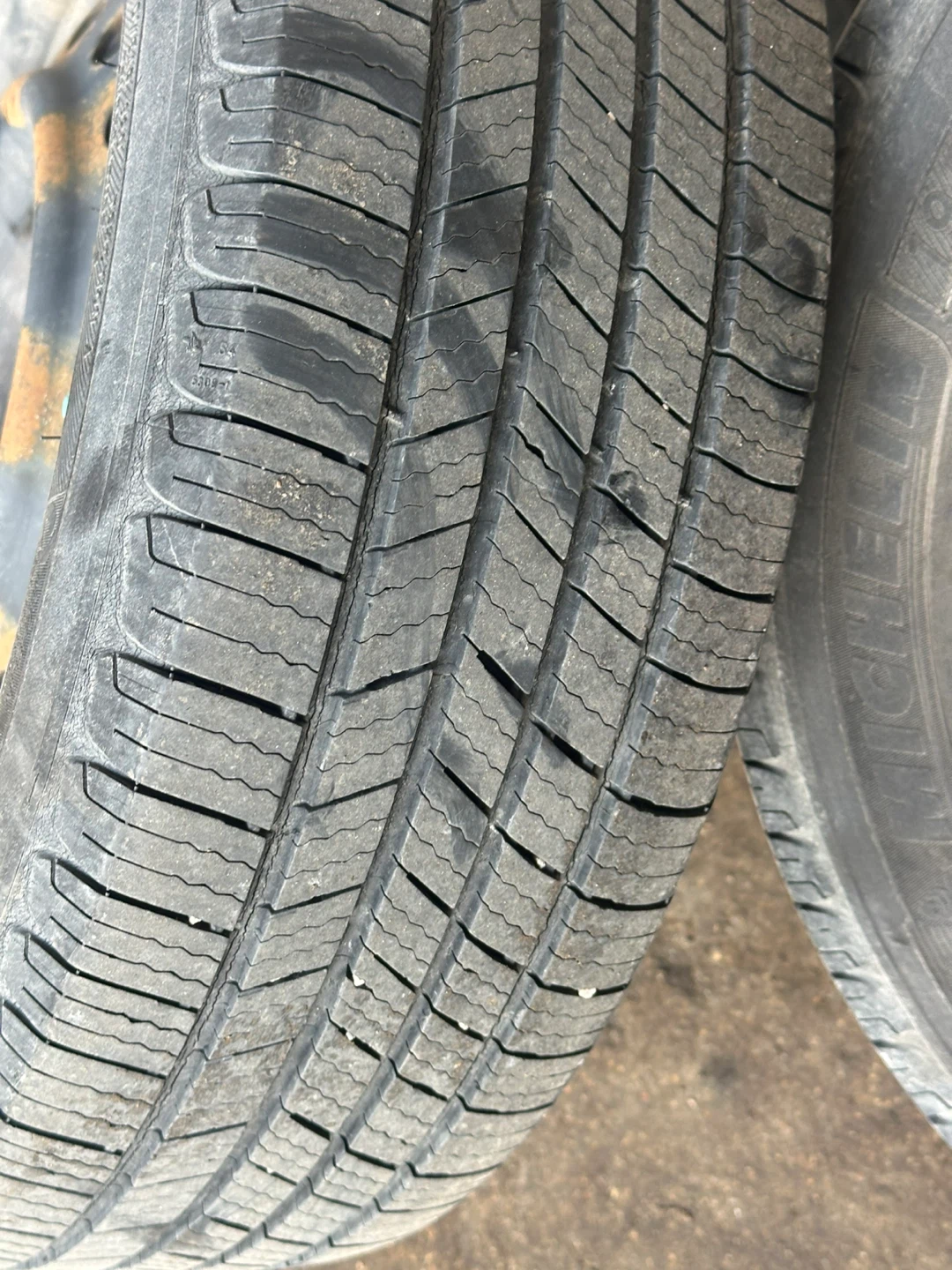 Michelin Defender Tires 195/65R15