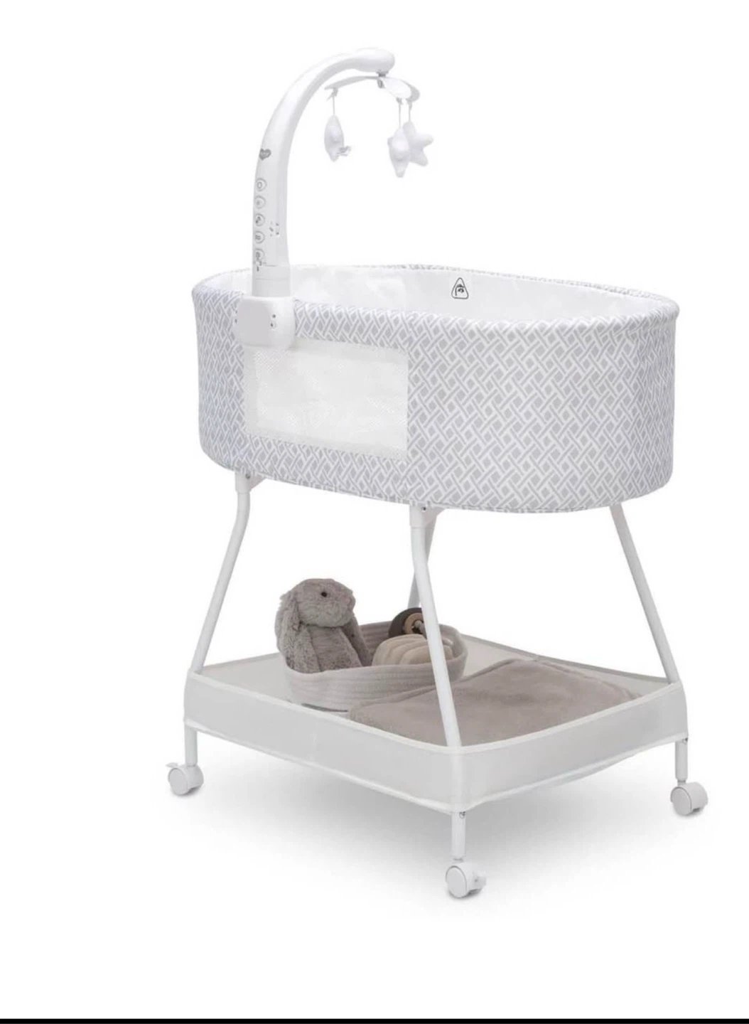 Delta Children Sweet Beginnings Bassinet