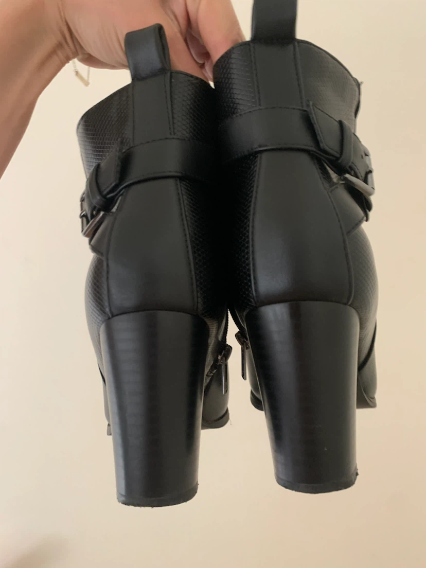 Black Heeled Ankle Boots (size 9) - photo 4