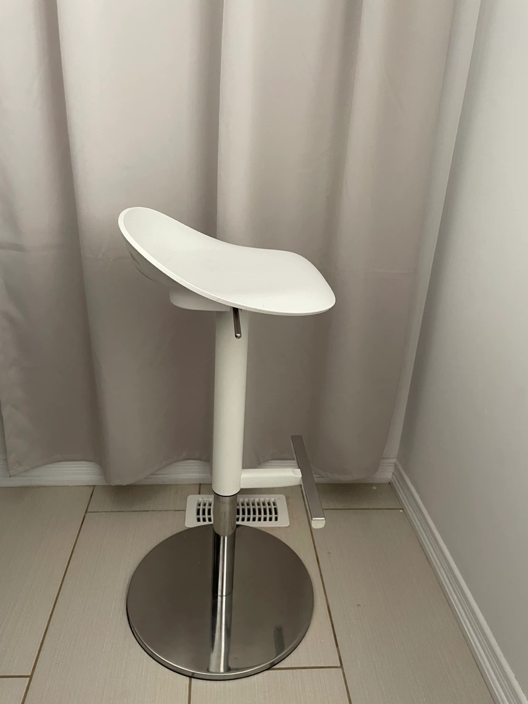 Set of 3 Adjustable White Bar Stools